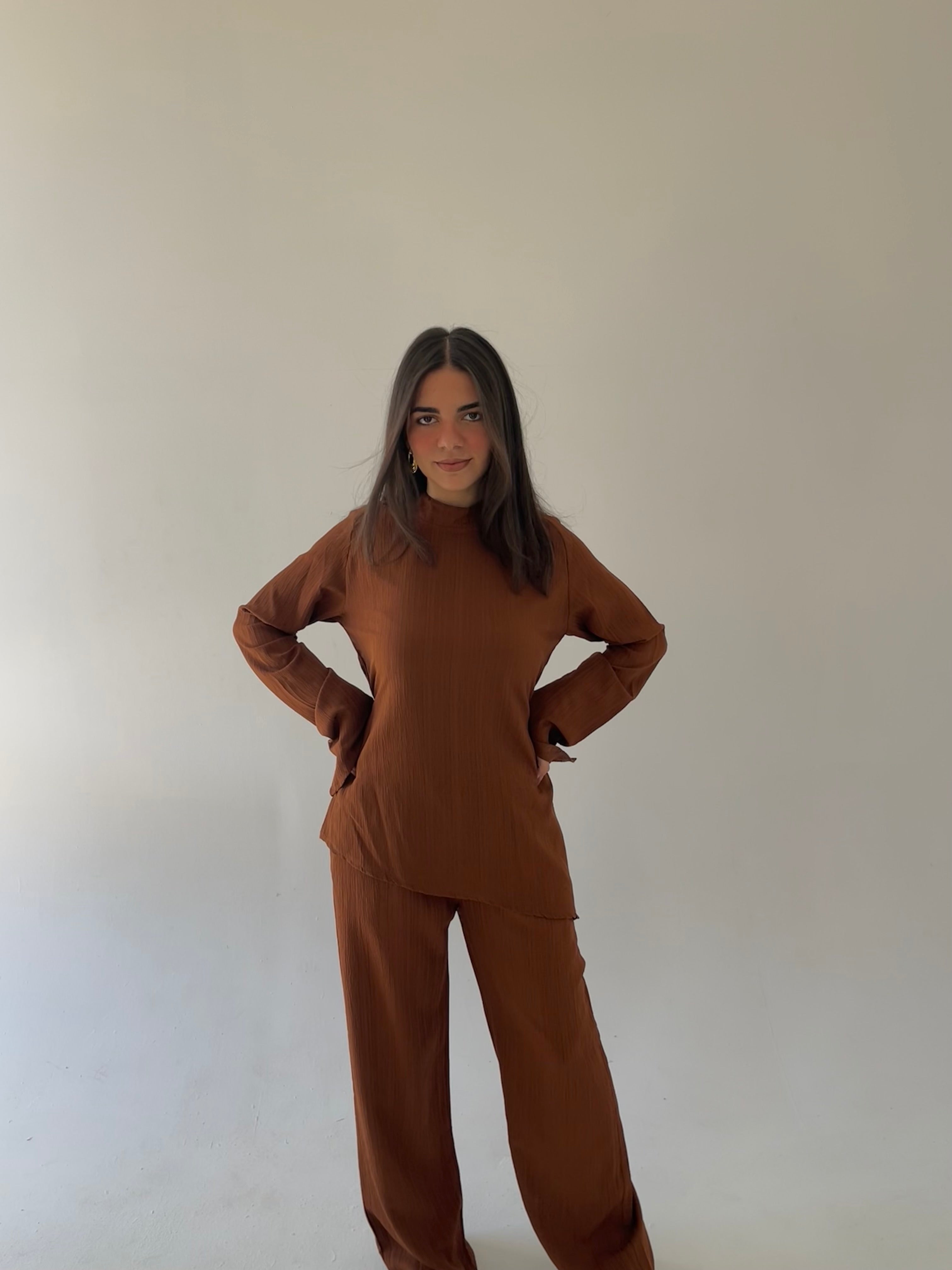 Modest Set