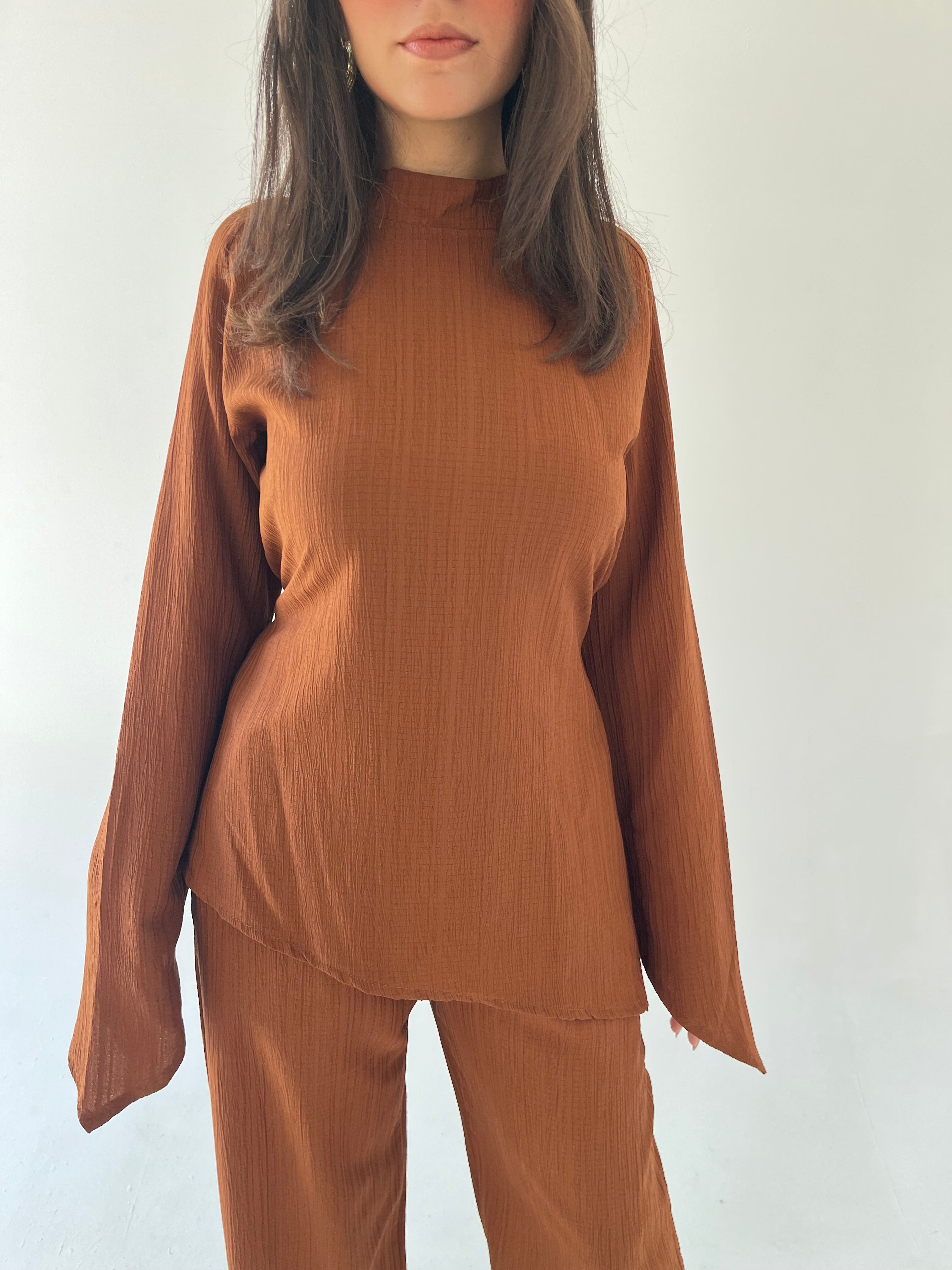 Modest Set