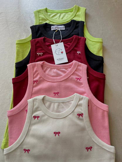 قميص كت بدون أكمام مزين بفيونكة 